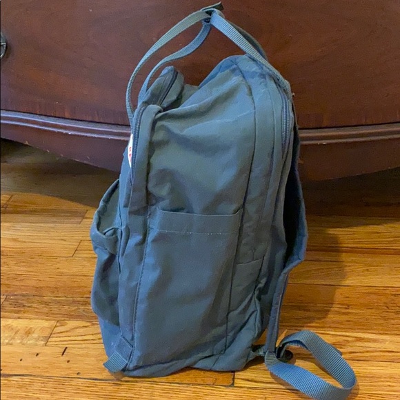 FJALLRAVEN Kanken Laptop 15” - Picture 3 of 8
